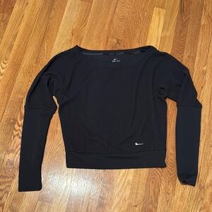 Nike Women's Black Long boat neck Sleeve Top